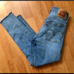 💋Levi’s Wedgie Skinny Jeans